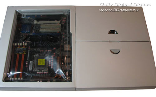  ASUS P6T Deluxe коробки 