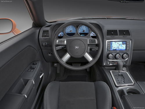  Dodge Challenger 6 