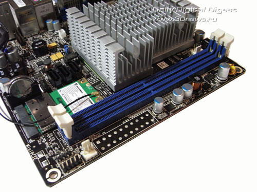  Manli ION-ITX-WiFi 