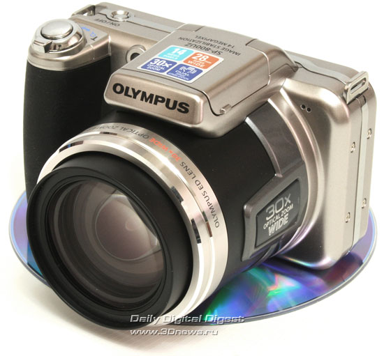  Olympus SP-800UZ. Вид общий. Объектив в широкоугольном положении 