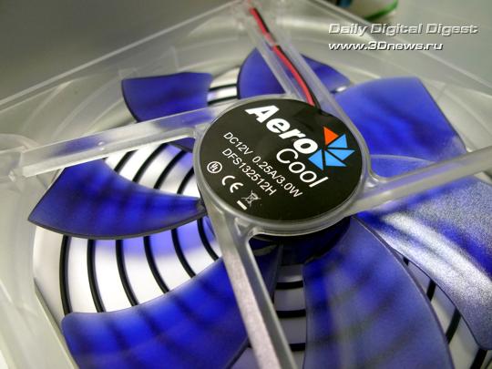  aerocool700_09.jpg 
