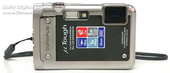  Olympus &micro; TOUGH-8010. Вид спереди 