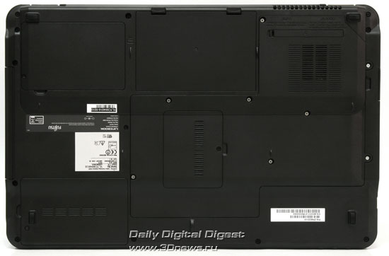  Fujitsu Lifebook NH570. Вид снизу 