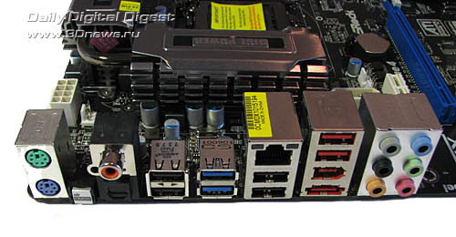  ASRock P67 Extreme4 задняя панель 