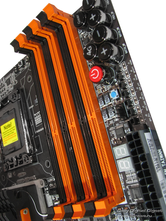  Gigabyte X58A-OC DIMMs 