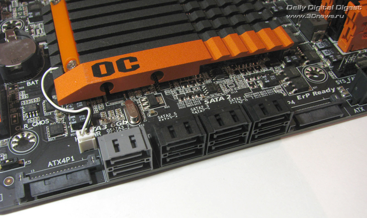  Gigabyte X58A-OC разъем питания 2 