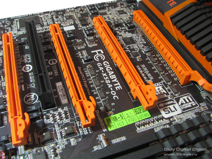  Gigabyte X58A-OC слоты 