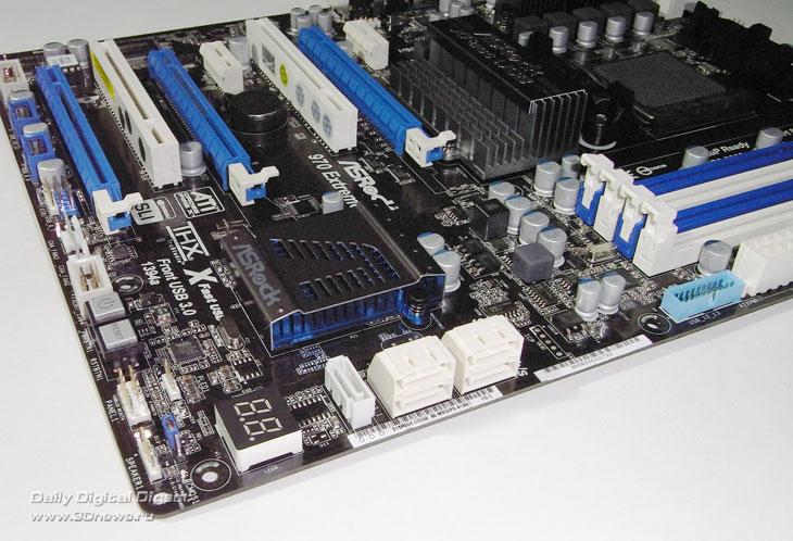  ASRock 970 Extreme4 угол 