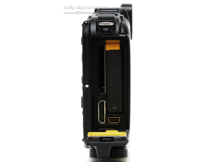  Nikon Coolpix Аккумуляторный отсек 