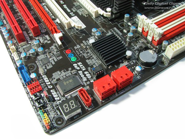  Biostar TA990FXE угол 