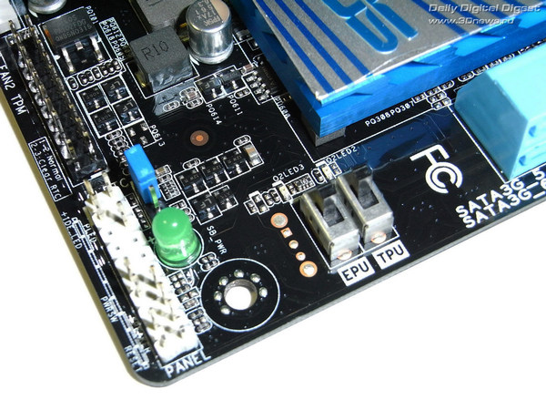  ASUS P9X79 TPU & EPU 