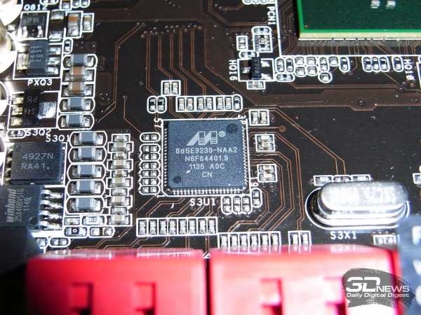  ASRock Fatal1ty X79 Champion SATA-контроллер 1 