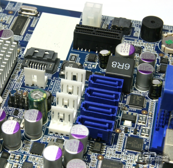  SATA-интерфейсы на системной плате 