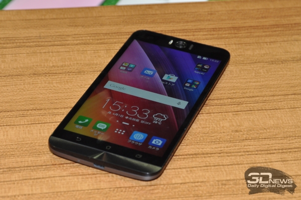  ASUS Zenfone Selfie 