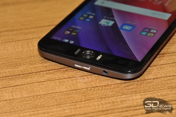 ASUS Zenfone Selfie 