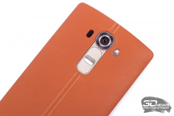 LG G4 &ndash; аппаратные клавиши на задней панели 
