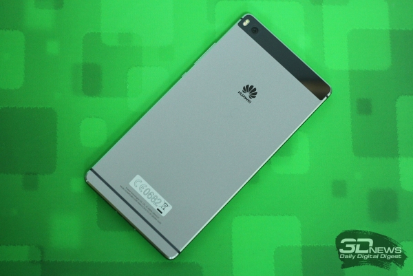  Huawei P8 &ndash; задняя панель 