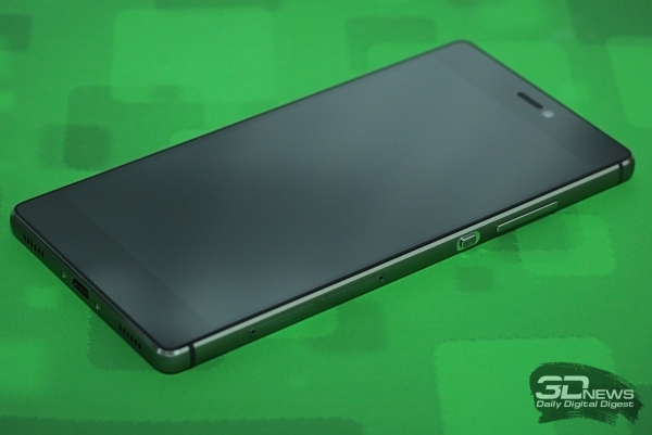  Huawei P8 &ndash; лицевая панель 
