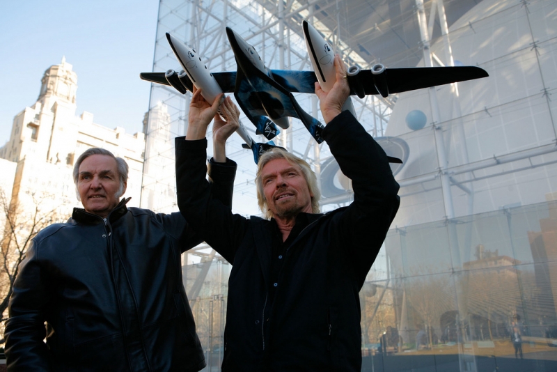  Руководство Virgin Galactic и Scaled Composites подчёркивало, что системы WhiteKnightTwo &ndash; SpaceShipTwo должна быть в 100 раз надёжнее шаттла 