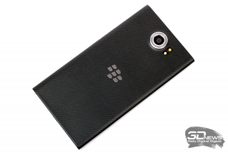  BlackBerry Priv &ndash; задняя панель 