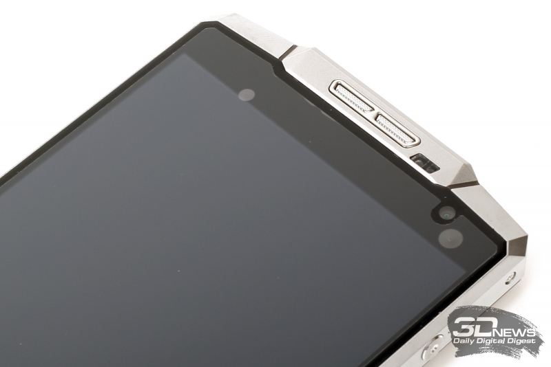  Oukitel K10000 &ndash; разговорный динамик 