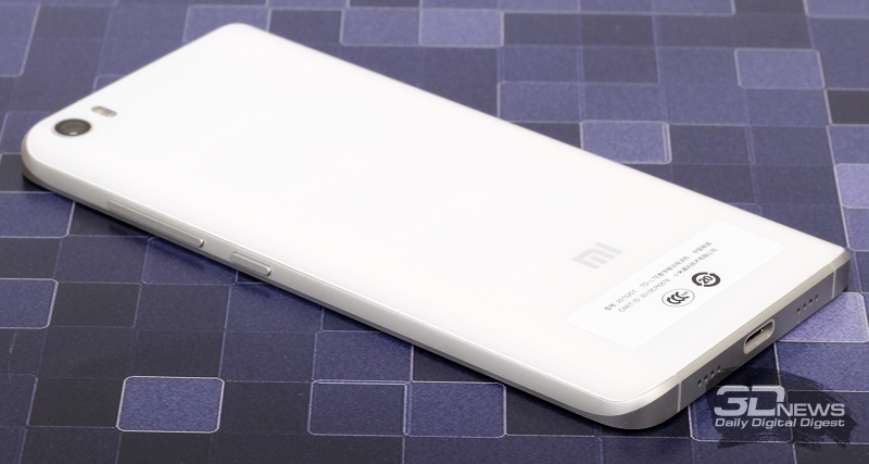  Xiaomi Mi5 &ndash; нижняя грань 