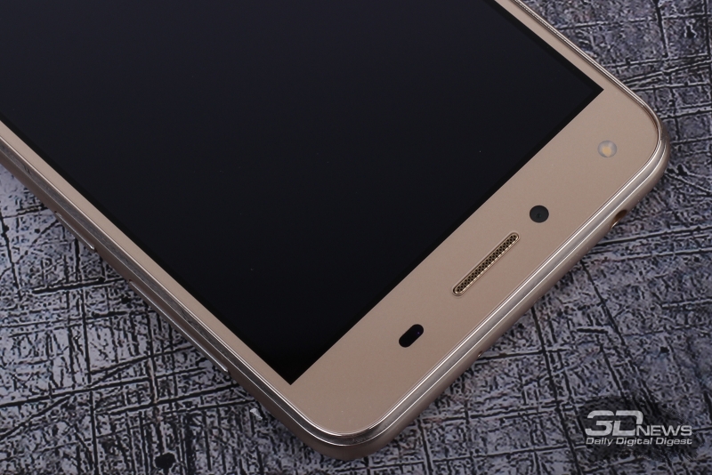  Honor 5A &ndash; верхняя часть лицевой панели 