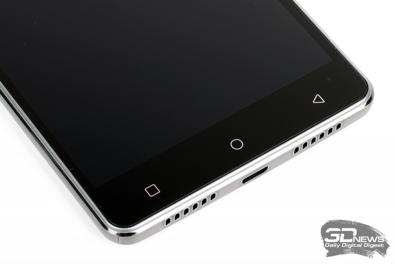  Digma VOX S502F 3G &ndash; клавиши в нижней части лицевой панели 