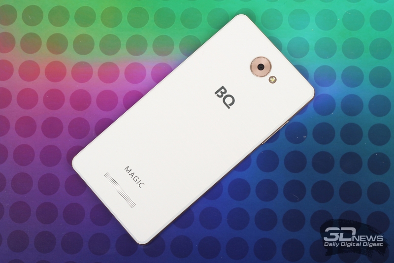  BQ BQS-5070 Magic &ndash; задняя панель 