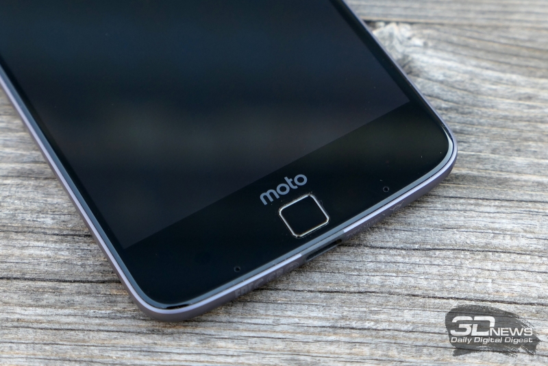  Moto Z, сканер отпечатков пальцев и два дополнительных микрофона 