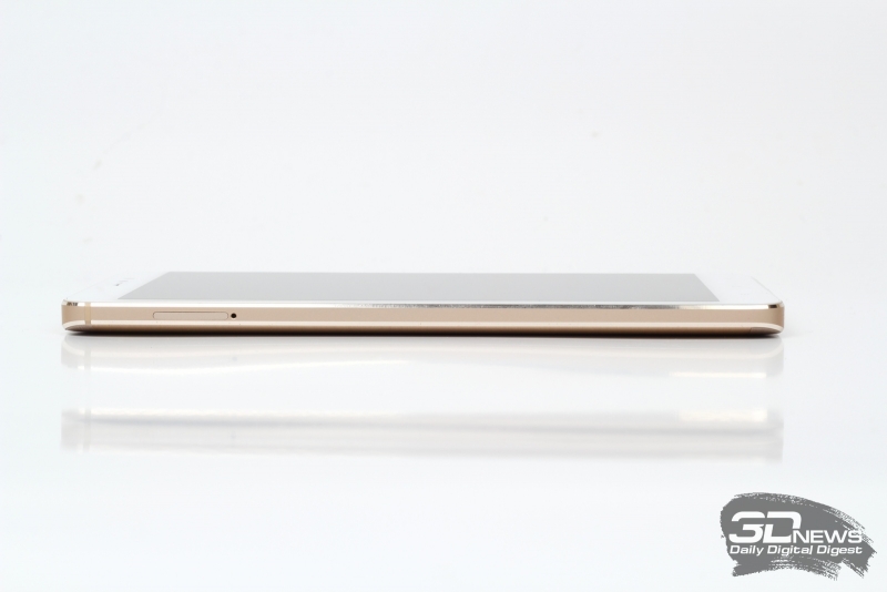  Xiaomi Mi5s Plus, левая грань: слот для SIM-карт 