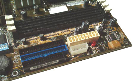  Asus P4B533-E IDE 