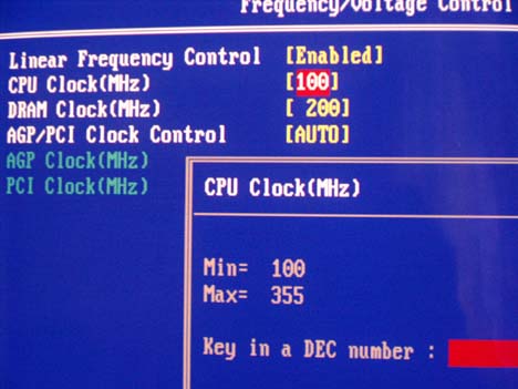  Gigabyte 8SG667 Bios select FSB 