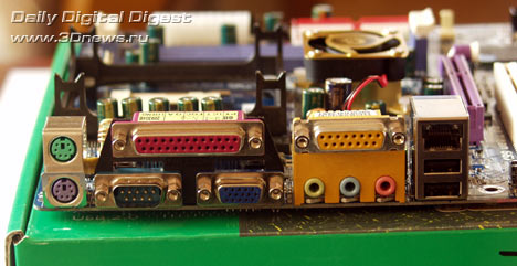  Gigabyte 8GE667 Pro back panel 