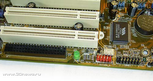  Asus P4P800 Deluxe WiFi 