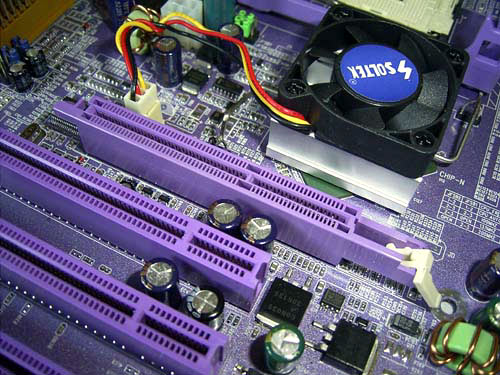 Soltek 86SPE-L AGP