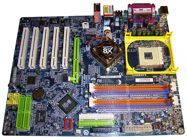  Gigabyte 8S655TX Ultra 