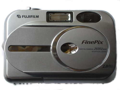 FUJIFILM FinePix 2600Zoom