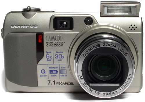  Olympus C-70 Zoom 