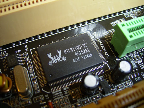  Sapphire AX480AS9 на чипсете Ati Xpress 200P 